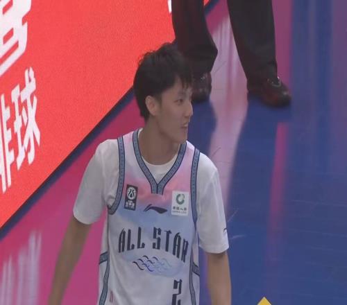 力保徐杰拿下MVP！迪亞洛用格局打服廣東球迷，朱芳雨有望截胡