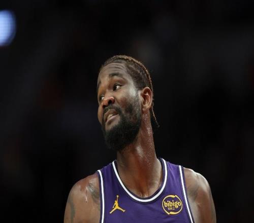 湖人120106森林狼迎3利好!里弗斯回暖,艾顿强硬,球队攻守升华