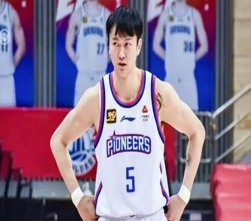 CBA最勵志之人歷經2次賽季報銷失意天才仍能當大腿