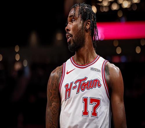 防守能力相當不錯，但火箭鋒線新星的三分手感依然沒有恢復