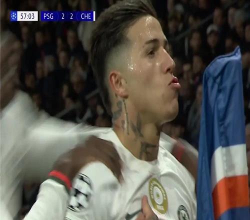還記得這事兒不恩佐對陣巴黎進球后手指世俱杯金標