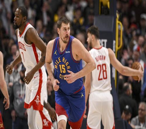 約基奇16+12+13穆雷30分掘金主場36分大勝火箭