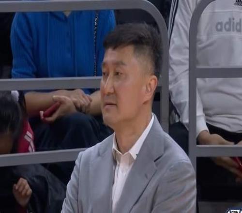 廣東爆冷輸球列第3，遼籃逆襲回前10，昔日霸主24連敗創(chuàng)恥辱紀錄