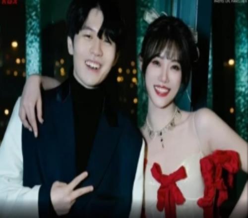 外網(wǎng)熱議RK小鈺分手：愛(ài)情根本不存在Doinb糖小幽，LPL最后希望