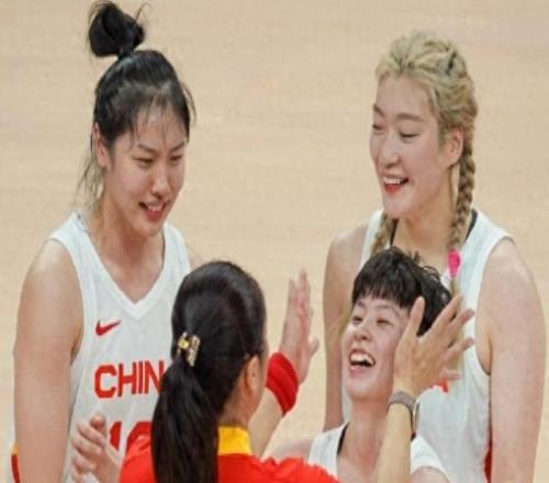 中國女籃15分輸給比利時原因曝光，鄭薇指導一針見血球迷懷念李夢