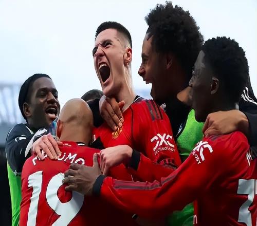 歐冠16強(qiáng)首回合崩盤！英超6隊(duì)無一勝績，曼聯(lián)有望坐收漁翁之利