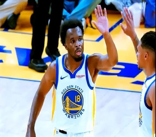 17+18！勇士輸球仍有收獲，替補(bǔ)小鋼炮爆驚喜，3特質(zhì)扮演亂戰(zhàn)高手