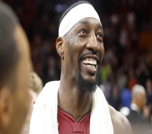 不服，阿德巴約砍83分后，奇才主帥稱比賽最后并非真正的籃球比賽