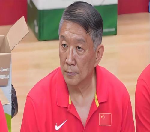 中國(guó)女籃世預(yù)賽開(kāi)門(mén)紅，全體球員評(píng)分，2大亮點(diǎn)+2個(gè)不足