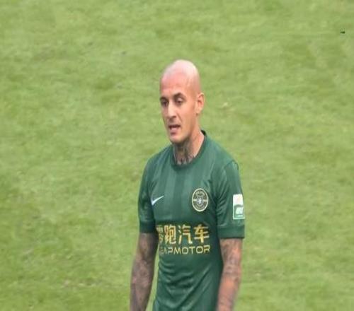 申花4主力缺陣，蓋伊成玻璃人吳曦戰米特里策浙江主場劍指三分