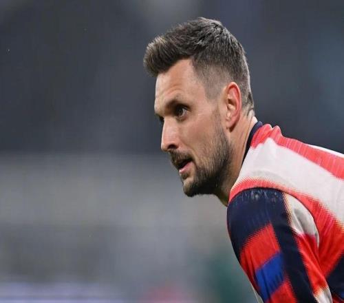 踢球者：若烏爾賴希愿意續(xù)約，拜仁預(yù)計(jì)向他提供一年新合同