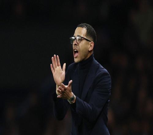 理查茲：在戰術上羅塞尼爾掌握了一切，他正在掀起一場風暴