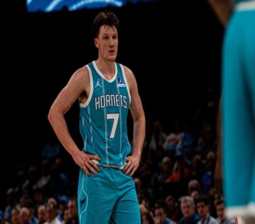 楊瀚森被下放！開拓者遭黃蜂19分逆轉(zhuǎn)三球6犯克努佩爾送制勝一防