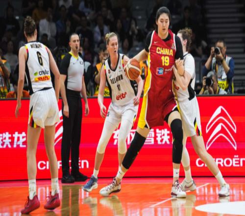 可怕的不是中國女籃輸15分，而是宮魯鳴賽后的發言，真看不到希望