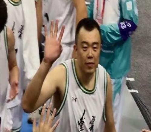 遼寧日報：原遼籃隊長韓德君有望加入“東北超”沈陽隊