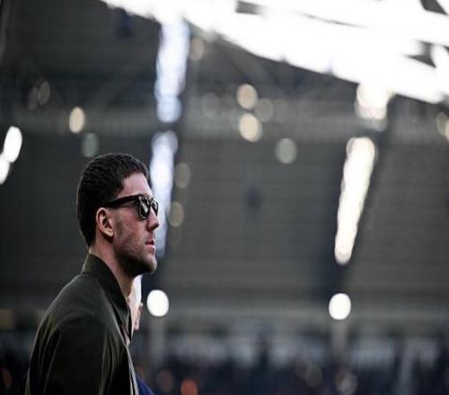 發(fā)揮平平毫無(wú)亮點(diǎn)，昔日8000萬(wàn)先生如今想拿700萬(wàn)薪資都難了