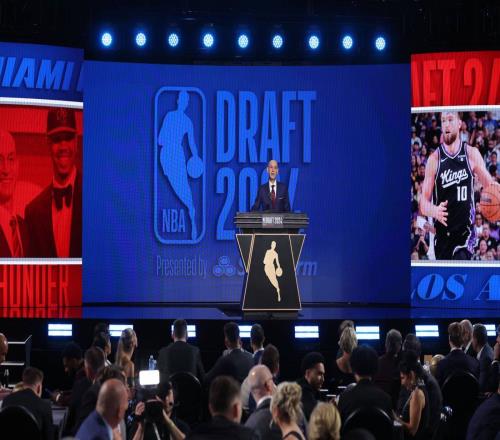 五人成球隊(duì)核心，兩人有望沖擊全明星，誰還敢說他們是小年新秀