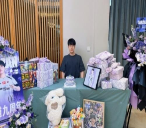 Tarzan曬禮物照：我會帶著給我的這些力量，好好準(zhǔn)備后面的賽程