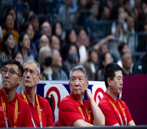 中國女籃慘敗比利時卻因禍得福，得到三大啟示，宮魯鳴收獲不小