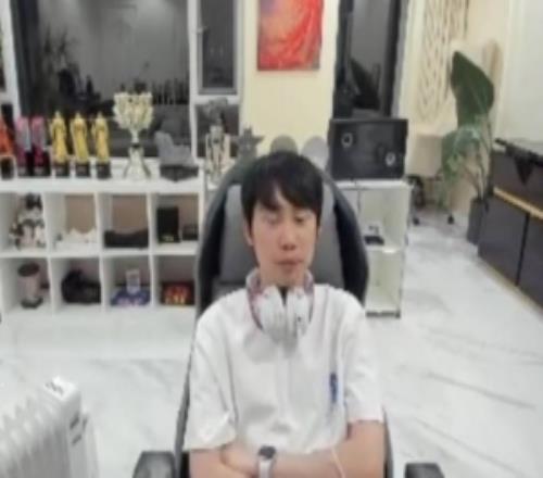 寶藍(lán)要走劉青松路線Doinb：LOL退役選手靠直播能吃飯的人少