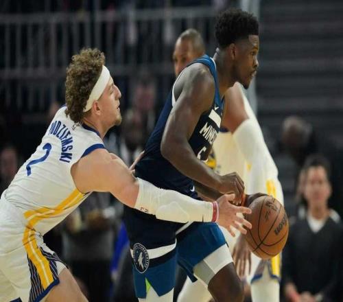 華子42+8+5森林狼送勇士4連敗波津加盟首次首發20分波杰25+10