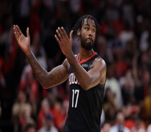 中投準絕殺！杜蘭特拯救火箭！全場狂歡慶祝，2大首發災難表現