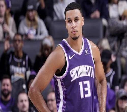 國王隊記：基根穆雷因左腳踝扭傷至少繼續缺陣兩周