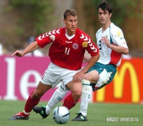 20歲系統訓練，22歲差點退役，29歲拿金靴，錯失德甲冠軍一生痛