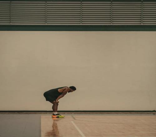 新秀場均28+7手刃三巨頭，仍不敵“詹皇接班人”！共享榮譽沒戲了