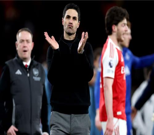 16歲天才破紀(jì)錄：道曼一戰(zhàn)封神，阿森納繼續(xù)領(lǐng)跑爭(zhēng)冠路