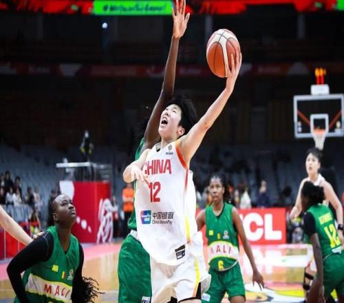湖北選手陳玉婕得分上雙！中國女籃距世界杯僅一步之遙