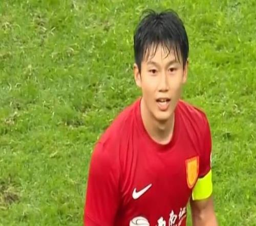 這就是國足最需要的國腳：向余望昨晚中超3鏡頭太驚艷！