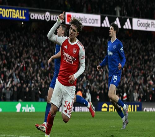 16歲73天，道曼成為阿森納隊(duì)史最年輕英超進(jìn)球者