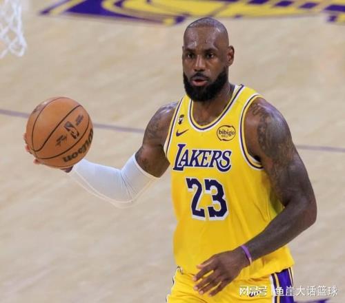 湖人兩大功臣出爐，老詹出乎意料！東契奇該注意兩事，艾頓真該夸