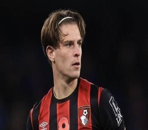 天空：伯恩茅斯中場(chǎng)斯科特值得入選英格蘭隊(duì)，他應(yīng)參加世界杯