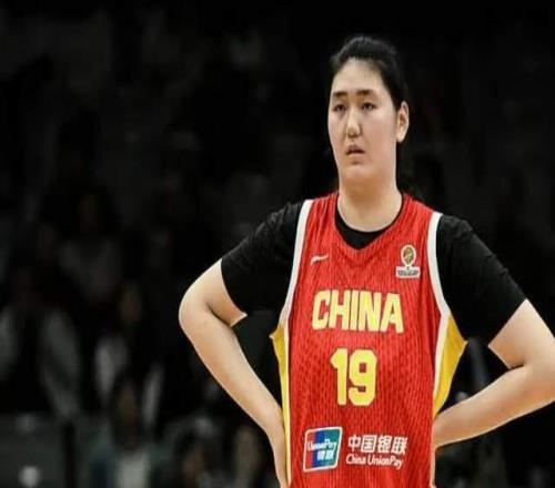 8分鐘11分5板！2.26米小姚明持續(xù)爆發(fā)只有老帥能用好她