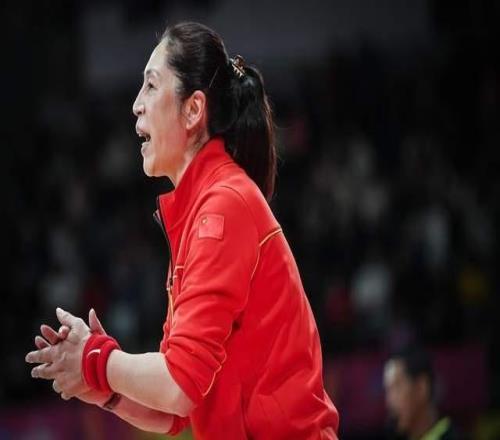 宮魯鳴下課誰能接手女籃3大名宿成熱門人選，3選1，最快8月上任