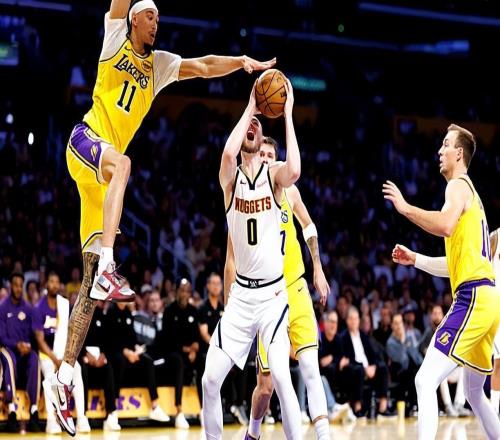 又一次打出了一塌糊涂的表現(xiàn)，掘金側(cè)翼新星的情況真是令人擔(dān)心