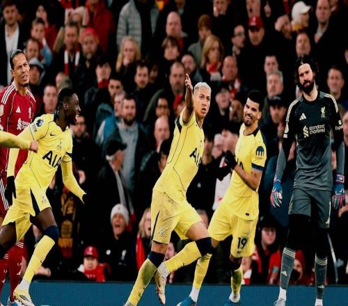 降級區無事發生英超1518名四支球隊本輪默契地各取一分