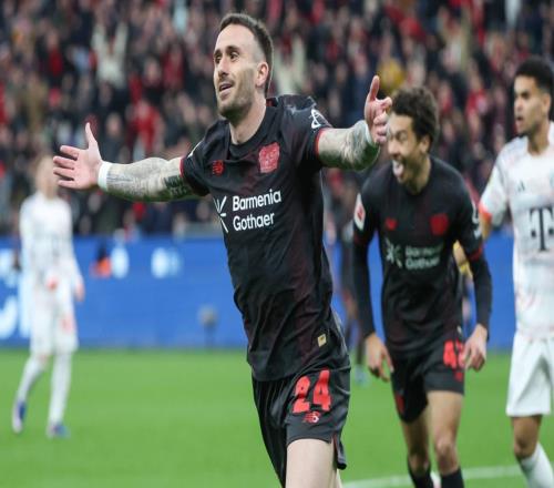 德甲領頭羊翻車：兩人被罰下，凱恩進球被吹，迪亞斯進球+紅牌