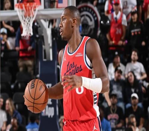 打國王竟然直接啞火了！快船后場大閘的表現令人有些擔心