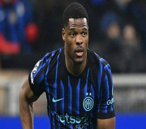 時隔124天，鄧弗里斯再次代表國米在正式比賽中首發