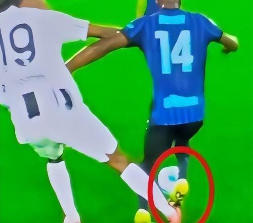 明目張膽黑國米，藍(lán)黑軍團(tuán)遭遇各種不公判罰