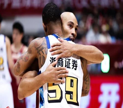 胡金秋升至CBA歷史籃板榜第八位！浙江浙商證券客場加時惜敗