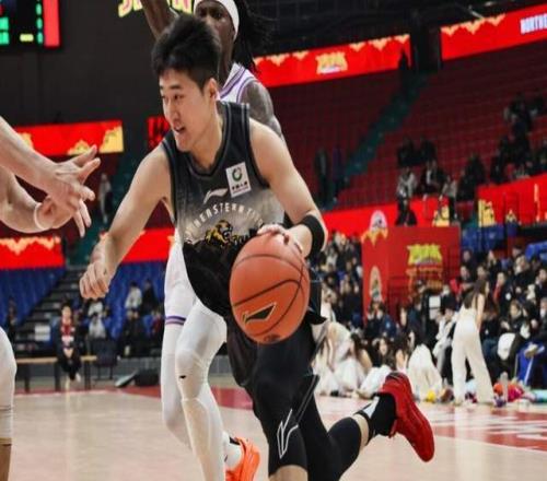 32分+6記三分！失意國手砍分能力不輸小外援，郭士強該重點考察了