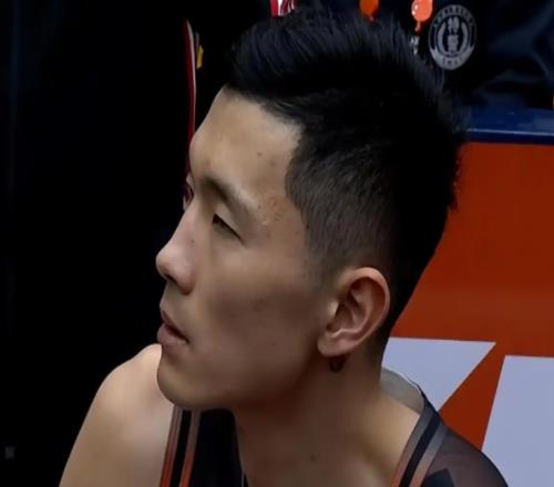 潰敗之夜：山東男籃8396負浙江，全面受制的困境與教頭的選擇題