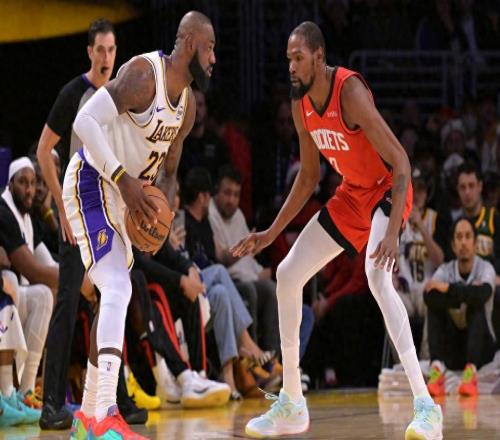 隨著湖人100：92火箭，詹杜常規賽交手31次，老詹砍下795分，KD呢