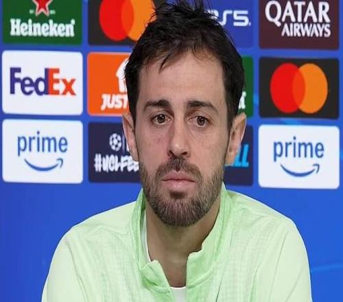 B席：多傳中不夠，后點有人才行，德布勞內(nèi)傳中時總有人在后點