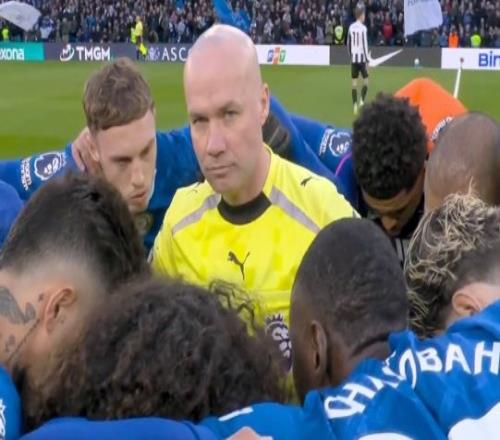 今日趣圖：重生為B費我終于會攤手十次才能進一個球_英超直播