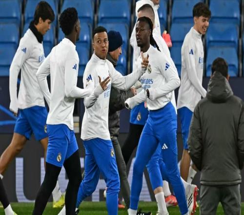 阿斯：皇馬手握3球優(yōu)勢(shì)，姆巴佩不必冒險(xiǎn)首發(fā)大概率替補(bǔ)